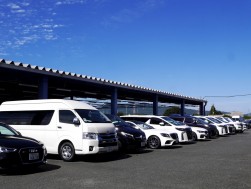 高年式・高額車出品が多い