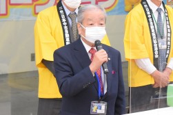 来賓を代表して挨拶を行うＪＵ中部・松本会長