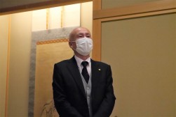 稗田勇副会長・副理事長があいさつ