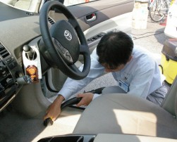 ダスキンは平成２１年から販売用の中古車も手掛けている