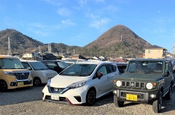 地元高松市などから良質車が集まるヤードに