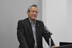 打越流通委員長が感謝の言葉