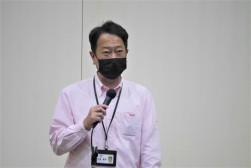 前原会場長があいさつ