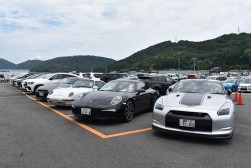 バイヤーからの注目度が高い高額車両が多数出品