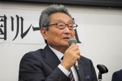 ＪＵコーポレーションの鈴木副会長が祝辞を述べた