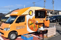 ココ壱番屋のキッチンカーが来場