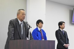 上田理事長があいさつを述べた