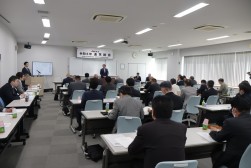 総会の様子