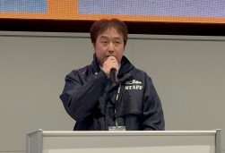 沖中会場長があいさつ
