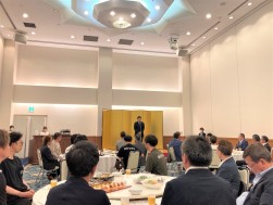 前夜祭食事会の様子