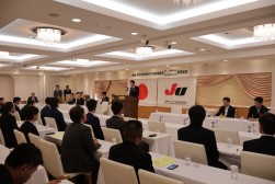 総会の様子