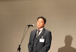 ＪＵ福岡の出口会長が懇親会中締めの言葉を述べた