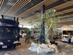屋内展示場