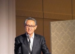 経営手腕を発揮する菊地社長