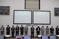 セリ開始前のセレモニー