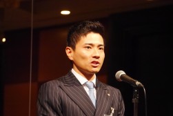 シティライトの丸山取締役があいさつを述べた