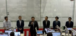 武田流通委員長が当日のセリ紹介