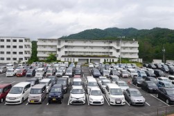 良質車を多数集め小売りダマを供給