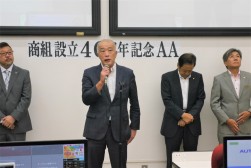 ＪＵ中販連流通委員長のＪＵ三重・奥村理事長が祝辞を述べた