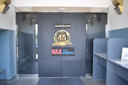 日産のコンセプトを意識した飾りつけ