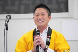 白川青年部会長が心からの感謝の言葉を述べた