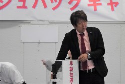佐賀、長崎両県の特産品が当たる早朝抽選会を実施