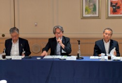 島雅之専務理事より令和6年度事業項目の詳細な説明