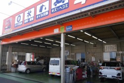 ピットイン鯉城商事・車検の速太郎アルパーク前店