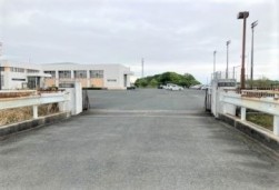 みやき町三根体育館と付帯施設を臨時会場に開催