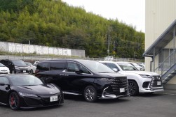 高年式、高額車が多数集まり華やかに