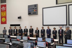 ＪＵ近畿の各商組から流通委員長らが登壇した