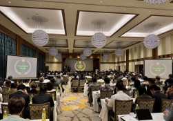 全国から加盟店が参加 