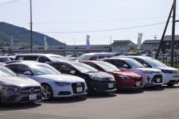 良質車が多く集まり活気