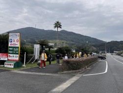 一斉に清掃活動を実施
