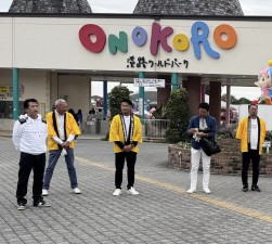 清掃前の朝礼の様子