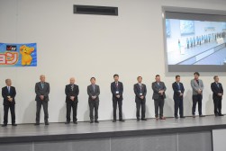県外から多くの来賓が訪れた