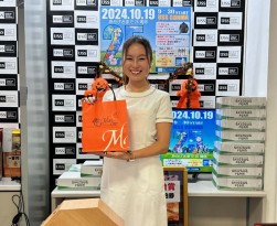 ガラポン大抽選会で開催を盛り上げた