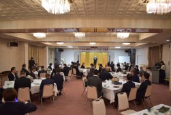 来賓、関係者あわせて５６名が参加