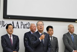 ＪＵコーポレーションの伊藤社長が来賓を代表して祝辞を述べた