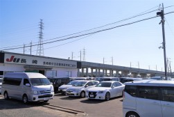 ５００台を超える出品車が会場敷地を埋め尽くした