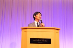 瀬田社長が感謝の言葉を述べた
