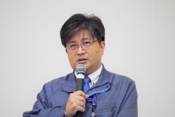 営業部の古賀勝次長が運営説明を行った