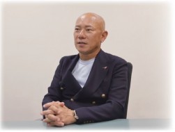 山川博功（やまかわ・ひろのり）氏