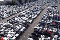 出品ヤードには２週連続で７０００台超の出品車