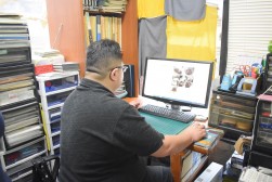 登録は渡辺社長が行う