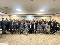 参加者全員で記念撮影
