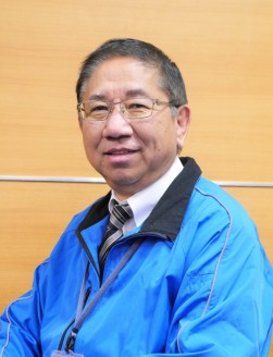 小東康男会場長