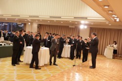乾杯あいさつは新園副会長