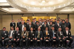 交歓会終了後には記念撮影を行った