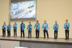 登壇するJU愛知執行部
